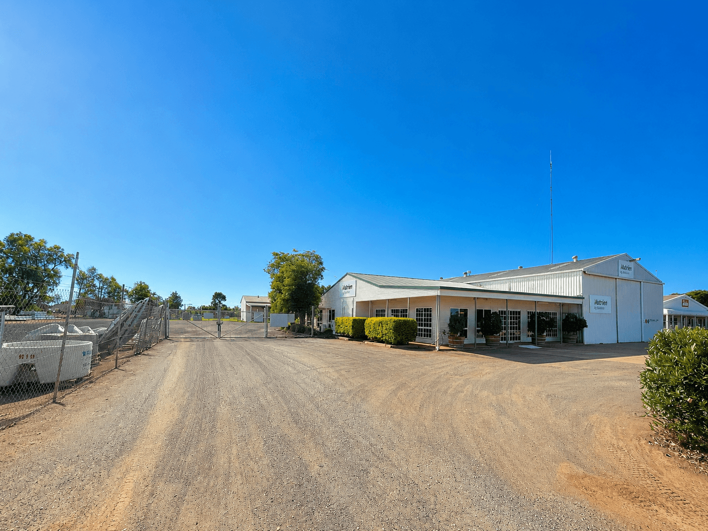 World-Leading Tenant - Essential Agricultural Supplier - Image 3